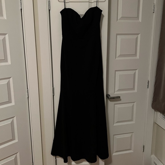 Dynamite long stretchy gown, black size XL - Picture 1 of 3